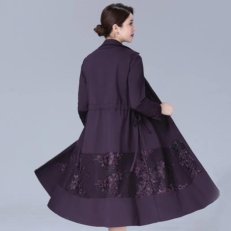 Women's Trench Coats 2021 Embroidered Spring Autumn Windbreaker Women Large Size 3XL Mid-Length Elegant Coat Single-Breasted Outerwear, Dark purple
Women's Trench Coats 2021 Embroidered Spring Autumn Windbreaker Women Large Size 3XL Mid-Length Elegant Coat Single-Breasted Outerwear, Dark purple