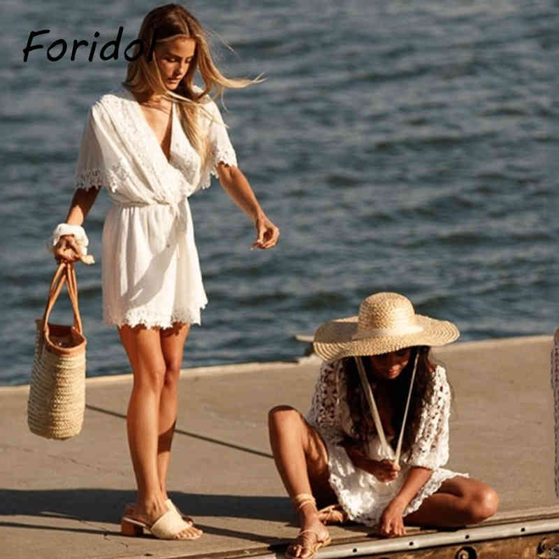 Foridol White Lace Floral Playsuit Romper Spring Summer Women Beach Playsuit Elegant V Neck Women Fashion Clothes 210415