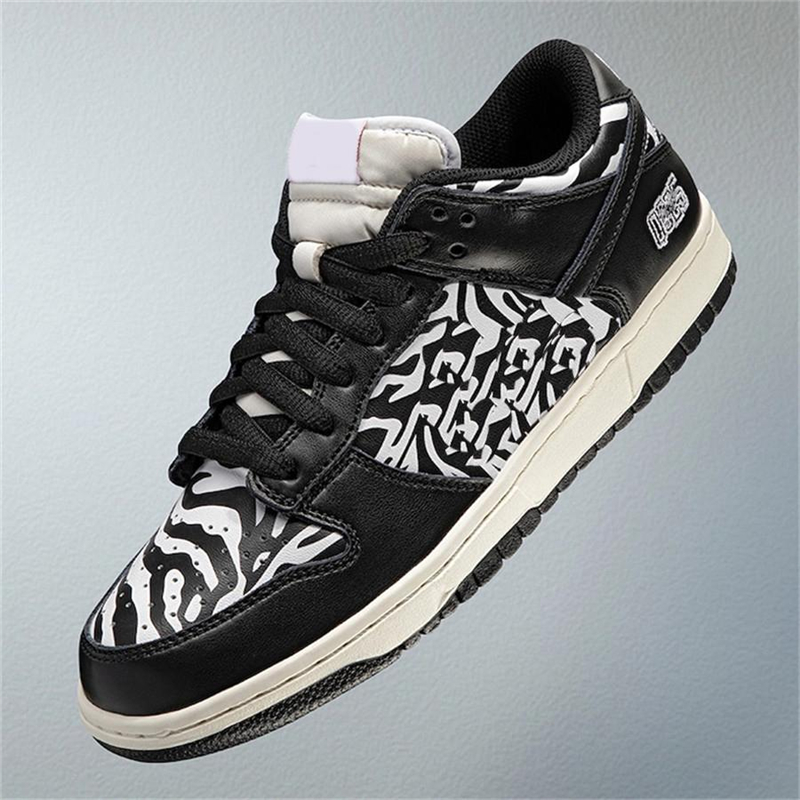 2021 Authentic Quartersnacks SB Athletic Shoes Men Women Low Zebra Panda Sean Cliver StrangeLove Valentine's Day Off Travis Scott Outdoor Sneakers With Box
2021 Authentic Quartersnacks SB Athletic Shoes Men Women Low Zebra Panda Sean Cliver StrangeLove Valentine's Day Off Travis Scott Outdoor Sneakers With Box