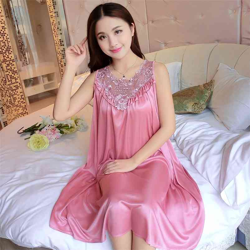 Plus Size 4XL Ladies Sexy Silk Satin Night Dress Sleeveless Nighties Nightgown Long Nightdress Lace Sleepwear Nightwear Women 210831, Blue;gray
Plus Size 4XL Ladies Sexy Silk Satin Night Dress Sleeveless Nighties Nightgown Long Nightdress Lace Sleepwear Nightwear Women 210831, Blue;gray