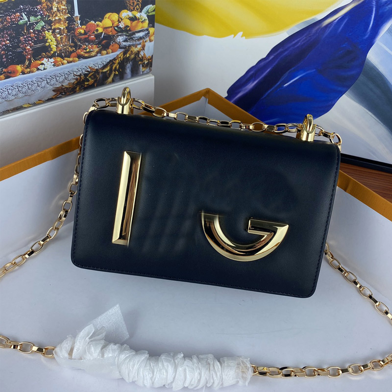 Chain Crossbody Bags Handbag Purse Fashion Letter Top Quality Genuine Leather Shoulder Bag Magnetic Hasp Gold-pleated Emblem Clutch Wallets
Chain Crossbody Bags Handbag Purse Fashion Letter Top Quality Genuine Leather Shoulder Bag Magnetic Hasp Gold-pleated Emblem Clutch Wallets