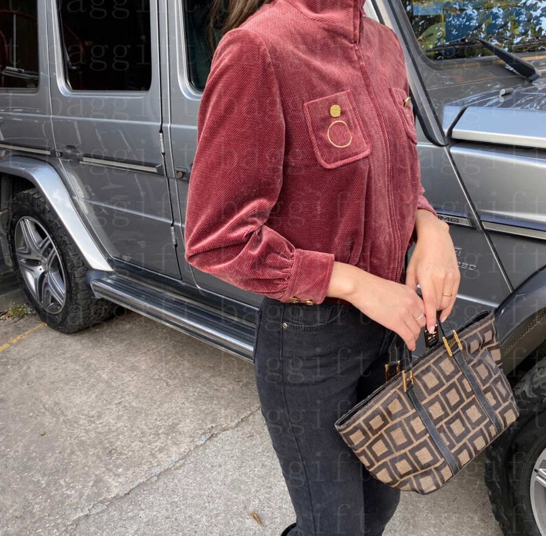 Vintage Dumplings Open Pocket Ladies bags Luxury Roma Purse Leather straps Python Women Totes single shoulder Crossbody handbag Soft Wrinkled Clutches pouch, For balance fees;no bag
Vintage Dumplings Open Pocket Ladies bags Luxury Roma Purse Leather straps Python Women Totes single shoulder Crossbody handbag Soft Wrinkled Clutches pouch, For balance fees;no bag