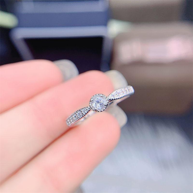 Cluster Rings Real Pass Diamond Test Moissanite Ring 925 Sterling Silver Round Excellent Cut D Color Wedding Jewelry, Golden;silver
Cluster Rings Real Pass Diamond Test Moissanite Ring 925 Sterling Silver Round Excellent Cut D Color Wedding Jewelry, Golden;silver