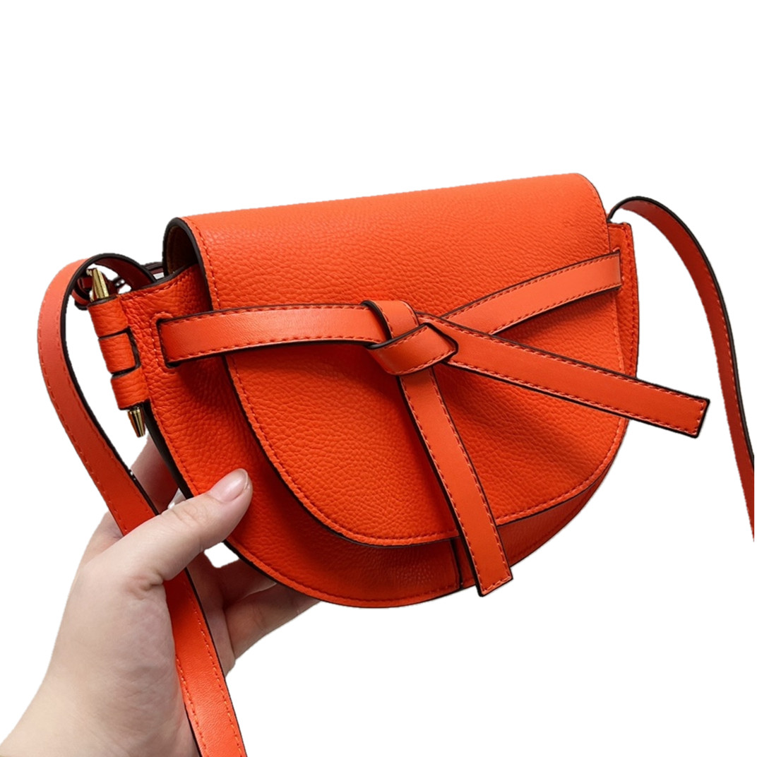 Mini bow woman Bags Fashion Elegent Evening Clutch Bowknot Girls handbag 2021 Luxury Designers Purses for Women Small Crossbody Bag quality handmade woven Handbags, No bags
Mini bow woman Bags Fashion Elegent Evening Clutch Bowknot Girls handbag 2021 Luxury Designers Purses for Women Small Crossbody Bag quality handmade woven Handbags, No bags