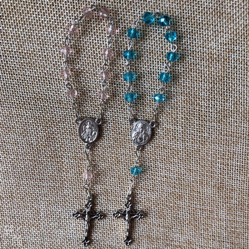 10pcs/pack First Communion Favors, Recuerditos Bautizo, Mini Crystal Rosary For Baptism Beaded, Strands
10pcs/pack First Communion Favors, Recuerditos Bautizo, Mini Crystal Rosary For Baptism Beaded, Strands