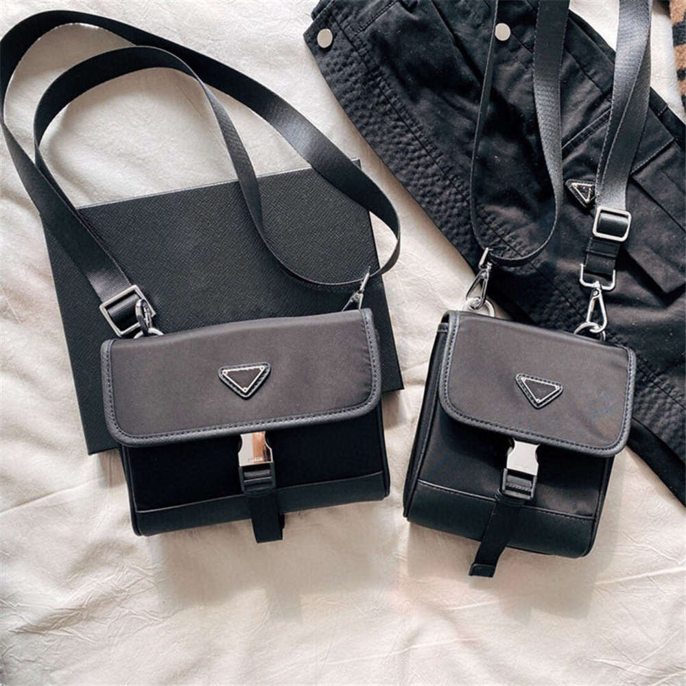 bag sale Original nylon women handbags p composite lady clutch shoulder tote male Mobile, Black 20cmx16cm
bag sale Original nylon women handbags p composite lady clutch shoulder tote male Mobile, Black 20cmx16cm