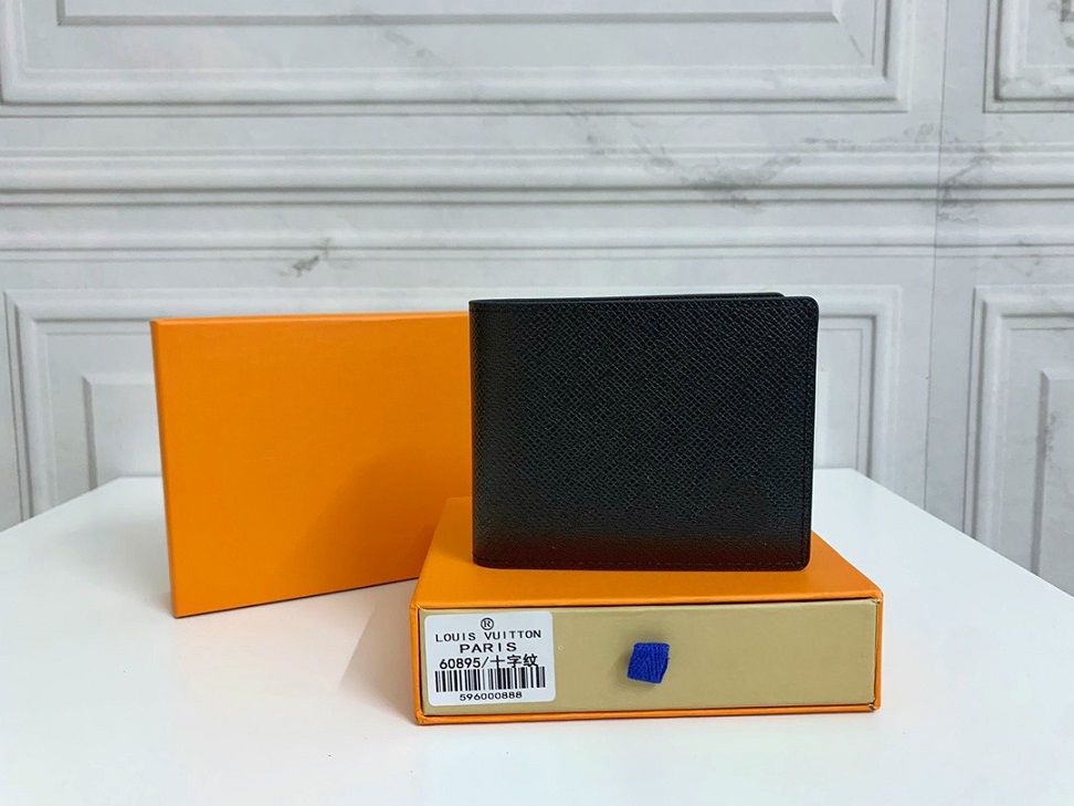 Luxurys Designer Monogram wallets Wholesale Multicolor Coin Purse Doudou Wallet Colourful Cards Holders Women Classic Pocket card holder with boxs free ship, Cross pattern black
Luxurys Designer Monogram wallets Wholesale Multicolor Coin Purse Doudou Wallet Colourful Cards Holders Women Classic Pocket card holder with boxs free ship, Cross pattern black