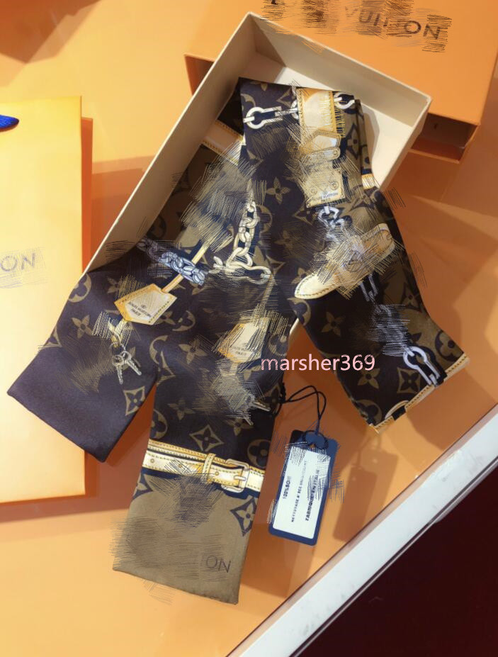 090 lvlouisVitton womens headband Scarf Fashion Classic 100% real silk Scarves Classic hair band TOP qualtiy head Scarf
090 lvlouisVitton womens headband Scarf Fashion Classic 100% real silk Scarves Classic hair band TOP qualtiy head Scarf
