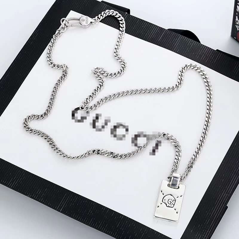 Double g gujia Thai silver couple necklace pendant Korean clavicle chain new Valentine's Day gift, Golden;silver
Double g gujia Thai silver couple necklace pendant Korean clavicle chain new Valentine's Day gift, Golden;silver