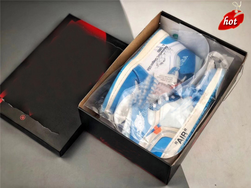 Authentic 1S UNC 1 Power Blue University White Chicago Red Canary Yellow OFF Men Shoes Woman Sneakers With Original Box AQ0818-148
Authentic 1S UNC 1 Power Blue University White Chicago Red Canary Yellow OFF Men Shoes Woman Sneakers With Original Box AQ0818-148