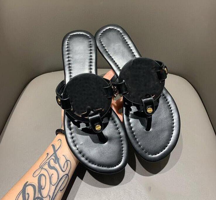 Women Summer Designer Shoes Genuine Leather Flat Slippers Soft Sole Sandals Non-slip Casual Beach Flip Flops 35-42, Blue patent
Women Summer Designer Shoes Genuine Leather Flat Slippers Soft Sole Sandals Non-slip Casual Beach Flip Flops 35-42, Blue patent