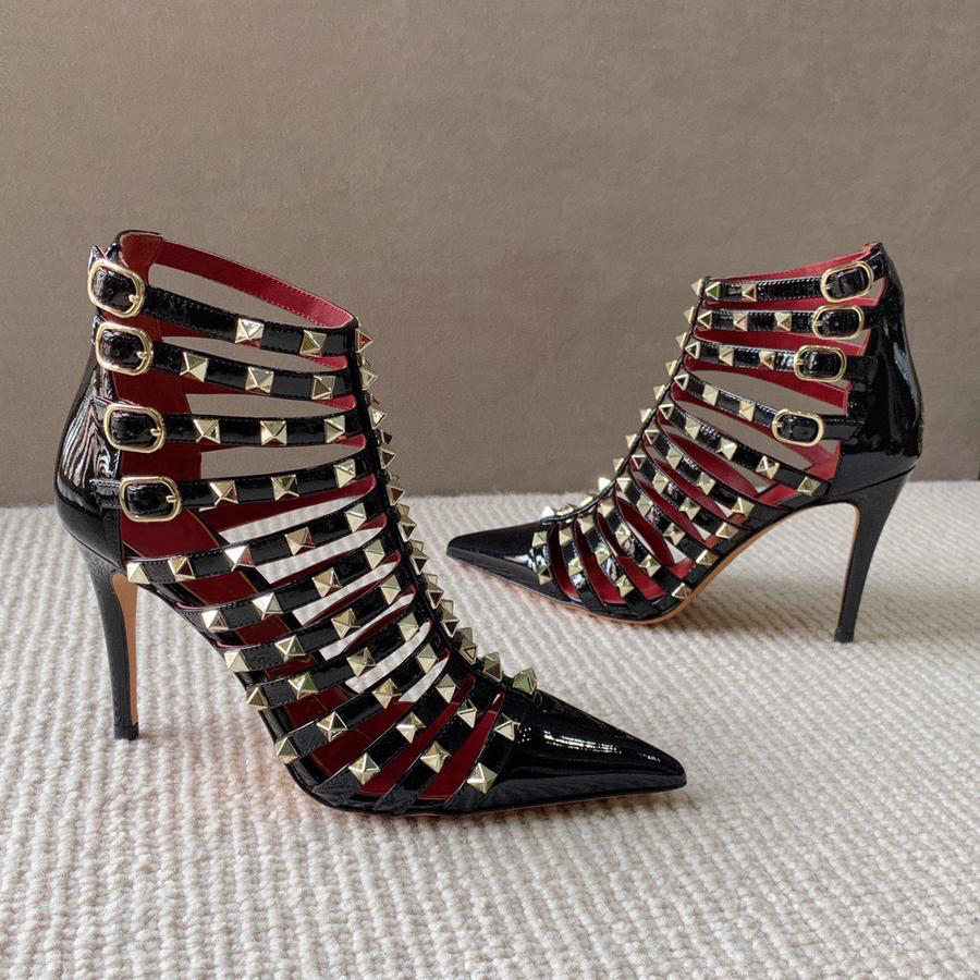 Women Rockstud Alcove Patent Leather Boots Sexy Lady High Heel Golden Rivets Cut-outs Black Gold Red Party Boot Fashion New Luxurys Designers Special Dress Shoes 35-40, Box
Women Rockstud Alcove Patent Leather Boots Sexy Lady High Heel Golden Rivets Cut-outs Black Gold Red Party Boot Fashion New Luxurys Designers Special Dress Shoes 35-40, Box