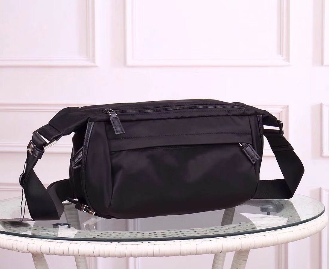 Waterproof canvas men purse classic Shoulder Bags for men canvs shoulder bag Tote handbags for man presbyopic purse messenger bag wholesale, Black
Waterproof canvas men purse classic Shoulder Bags for men canvs shoulder bag Tote handbags for man presbyopic purse messenger bag wholesale, Black