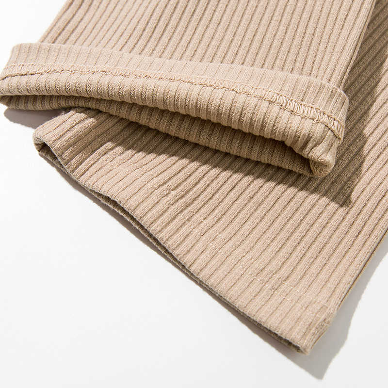 WOTWOY Summer Skinny Knitted Shorts Women Casual Solid Elastic High Waist Female Slim Fit Knee Length Cotton Lady 210714