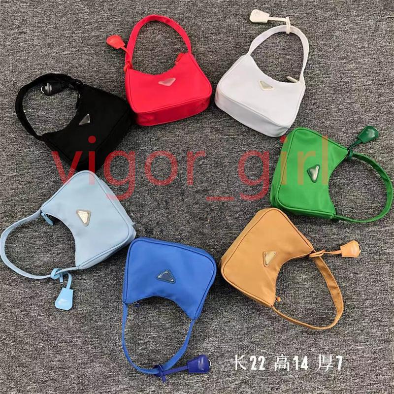 High quality Women's Luxury Designer Cosmetic Bags totes Cases tote Nylon wallet fashion leather girl gift Shoulder Clutch Bag Purse Handbags hobo Crossbody Handbag
High quality Women's Luxury Designer Cosmetic Bags totes Cases tote Nylon wallet fashion leather girl gift Shoulder Clutch Bag Purse Handbags hobo Crossbody Handbag