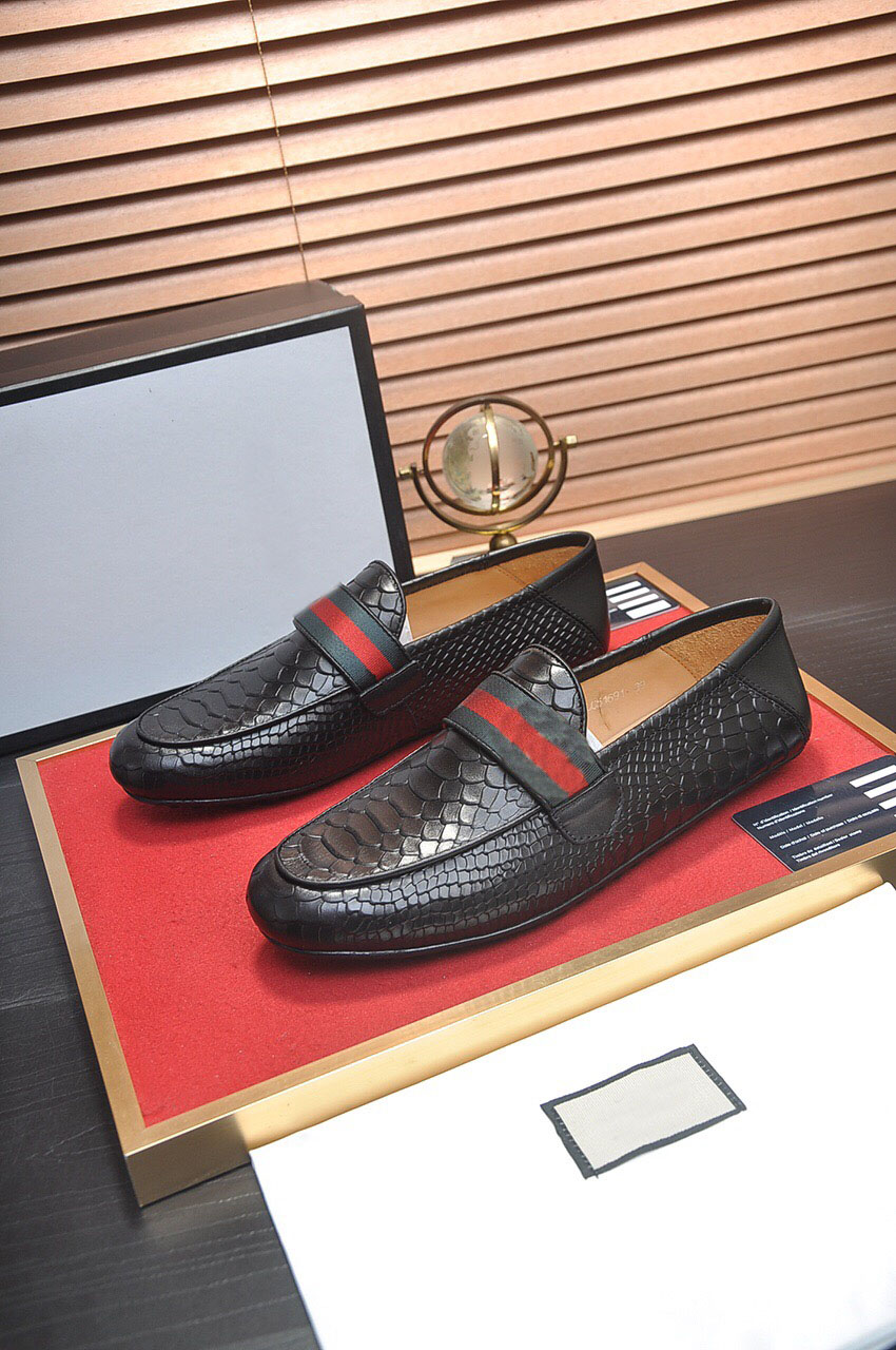 2021 Male Fashion Casual Snakeskin Comfortable Flats Men Brand Designer Dress Shoes Business Formal Party Wedding Footwear Shoes Size 38-44, Black 1
2021 Male Fashion Casual Snakeskin Comfortable Flats Men Brand Designer Dress Shoes Business Formal Party Wedding Footwear Shoes Size 38-44, Black 1