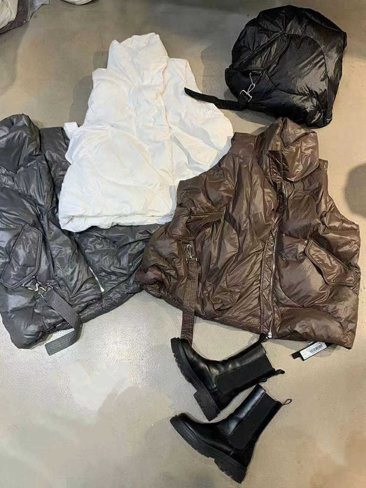 FMFSSOM Loose Causal 90% White Duck Down Jacket Women Sleeveless Asymmetric Length Beige Spring Autumn Windpoof Basic Outwear 211018