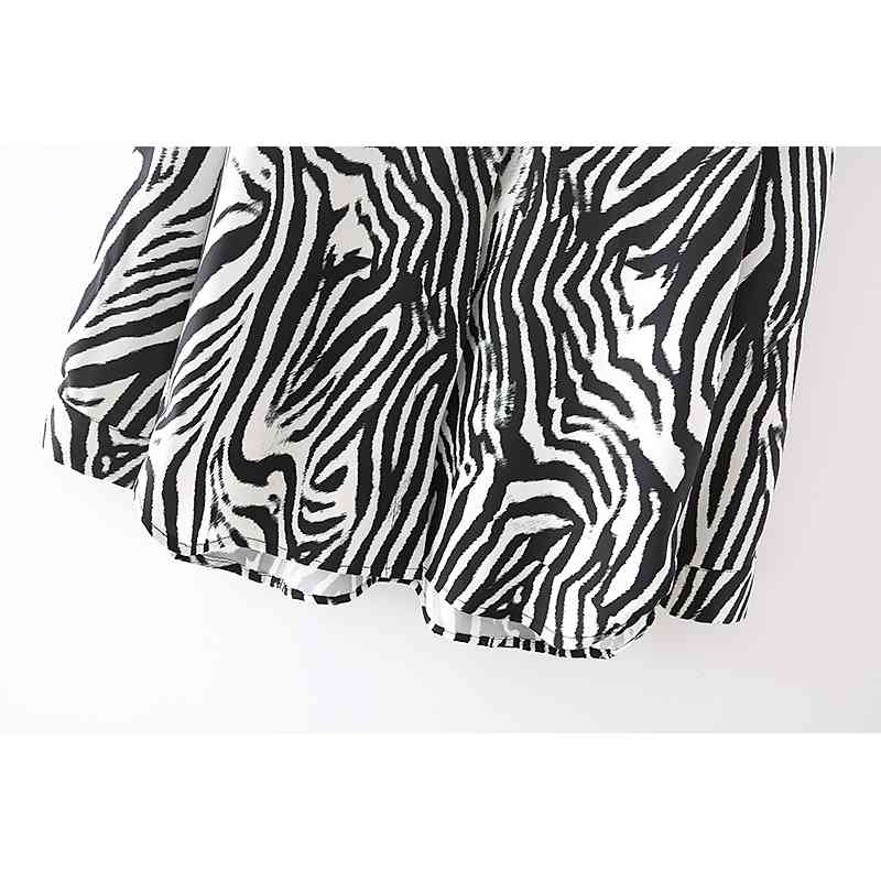 Elegant Women Zebra Stripes Shirts Fashion Ladies Turn Down Collar Tops Causal Female Chic Pocket Button Blouses 210430