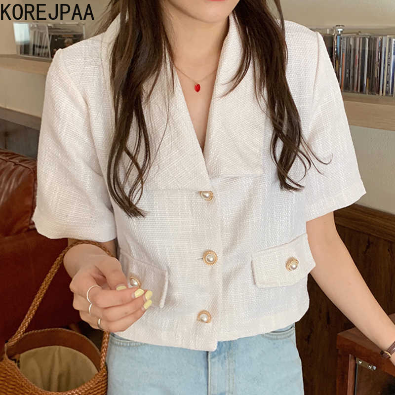 

Korejpaa Women Jacket Summer Korean Chic Ladies Gentle Retro Temperament Lapel Loose Short Pearl Buttons Solid Color Blazer 210526, Photo color