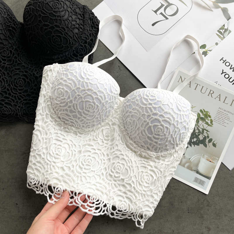 DEAT Women Outer Open Back Suspender Vest Sexy Solid Color V-neck Chest Pad Flower Fashion Spring Summer 11B550 210709