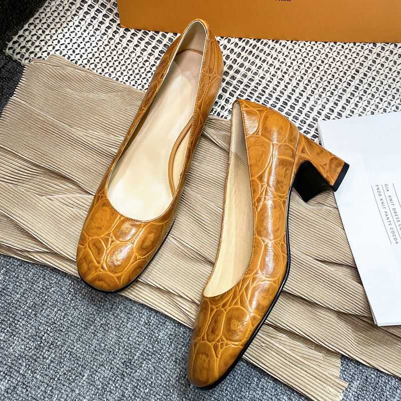 ALLBITEFO Stone texture real genuine leather women heels shoes thick heel fashion high heels high heel shoes walking basic shoes 210611, As picture
ALLBITEFO Stone texture real genuine leather women heels shoes thick heel fashion high heels high heel shoes walking basic shoes 210611, As picture