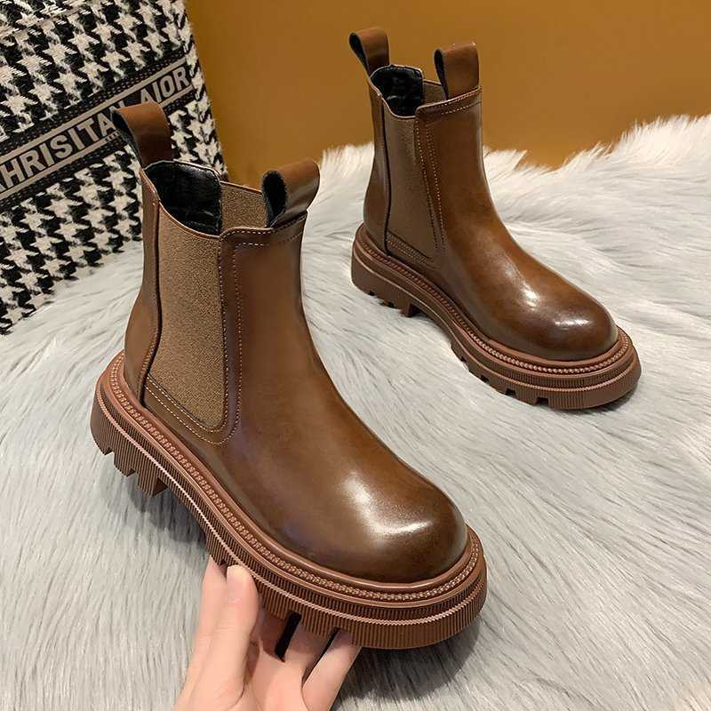 Autumn Winter Chelsea Boots Women Platform Brown Black Beige White Ankle Boots For Women Fur Short Chunky Punk Gothic Shoes 210911