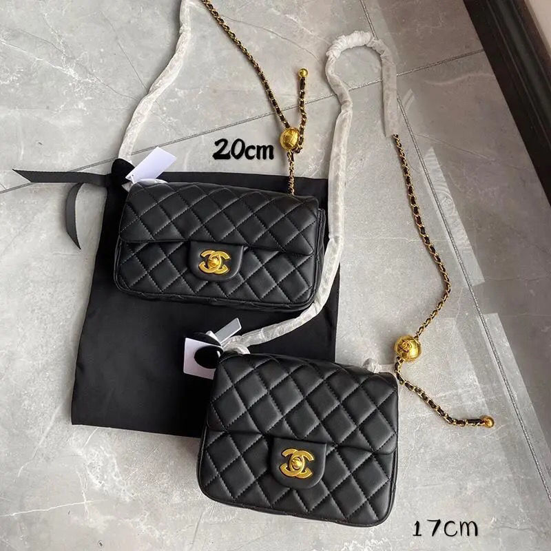 Handbag Sheepskin chain bag women's 2021 new fashion fragrance leather rhombic One Shoulder Messenger Bag small golden ball fortune
Handbag Sheepskin chain bag women's 2021 new fashion fragrance leather rhombic One Shoulder Messenger Bag small golden ball fortune