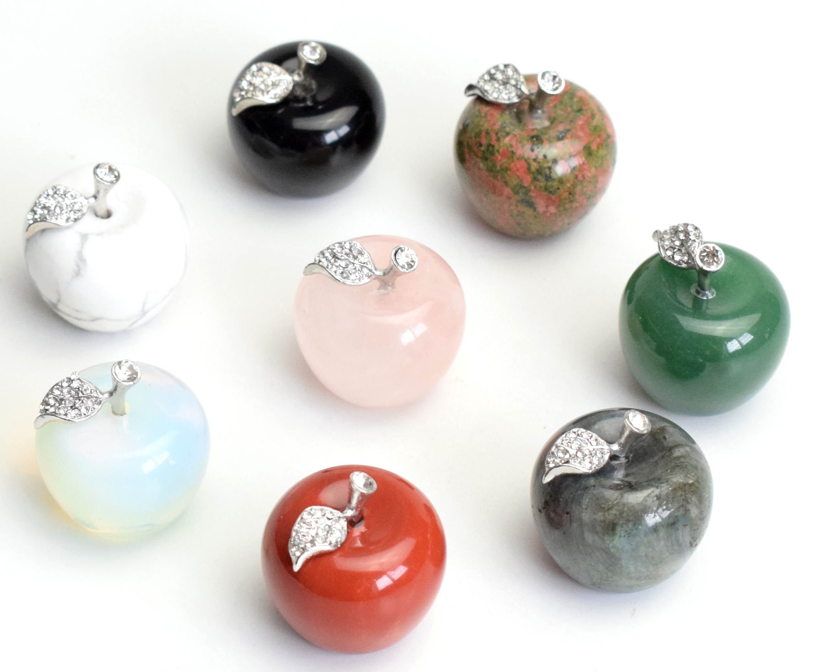 1.1 INCHES Small Size Home Decor Crafts Natural Chakra Stone Carved Crystal Healing Apple Statue with Alloy Leaf 1PC
1.1 INCHES Small Size Home Decor Crafts Natural Chakra Stone Carved Crystal Healing Apple Statue with Alloy Leaf 1PC