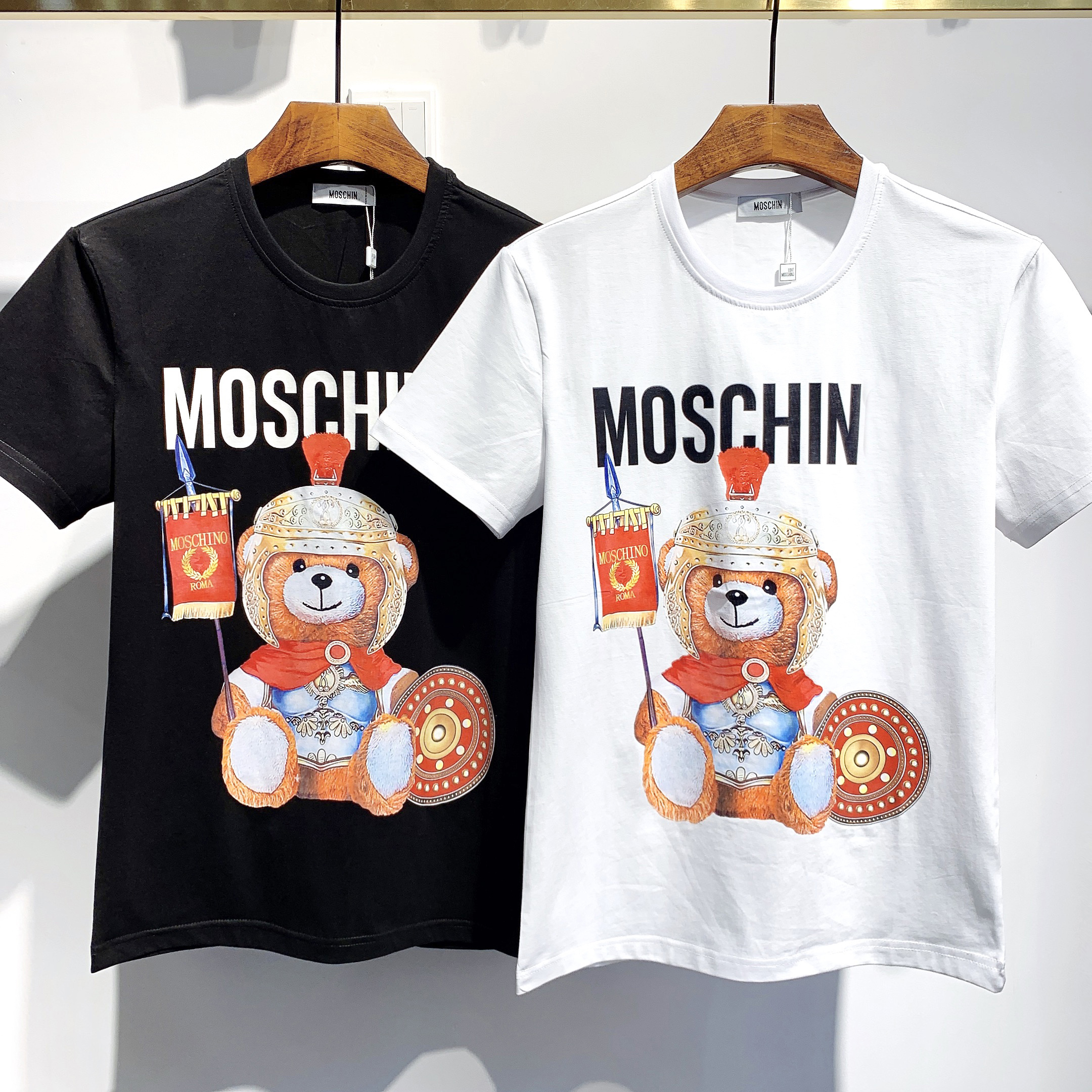 Fashion summer short-sleeved T-shirt men's tide brand letter bear animal pattern personality casual shirt short two-color, White
Fashion summer short-sleeved T-shirt men's tide brand letter bear animal pattern personality casual shirt short two-color, White