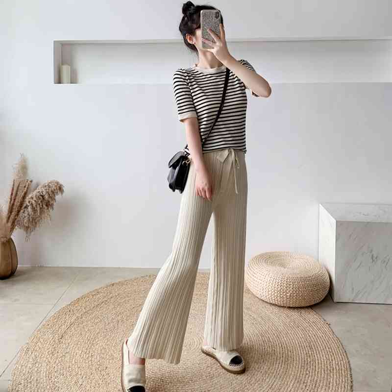 Summer Short Sleeve Women Striped Knitted Sweater Suit Sets+Tracksuits Lace Up Wide leg Pant 2 Piece 210520, Photo color
Summer Short Sleeve Women Striped Knitted Sweater Suit Sets+Tracksuits Lace Up Wide leg Pant 2 Piece 210520, Photo color