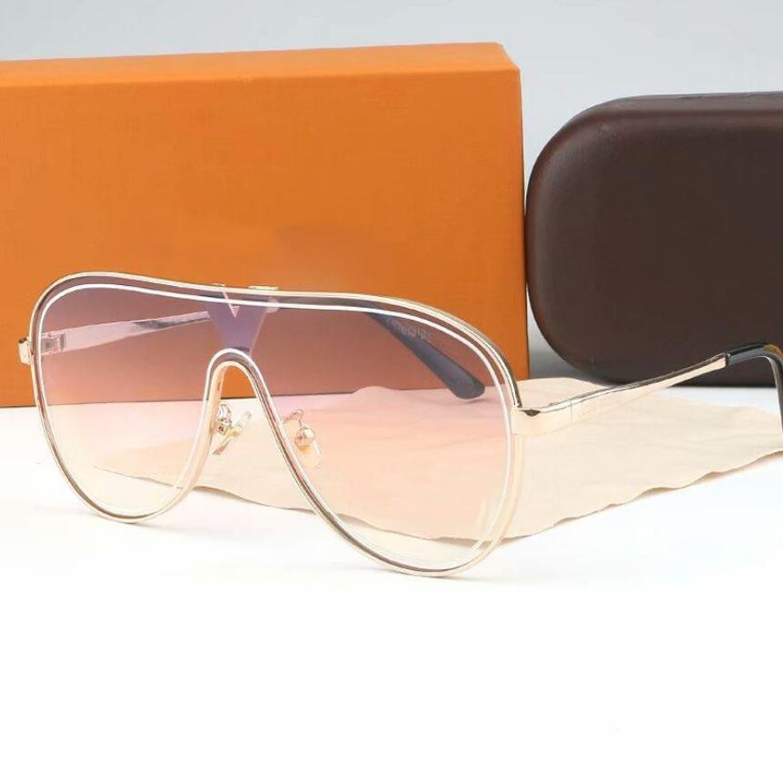 Mens sunglasses Luxury\u00a0designer Sunglasses 8809 Women Metal frame mirror glass lens, driving outdoor travel glasses
Mens sunglasses Luxury\u00a0designer Sunglasses 8809 Women Metal frame mirror glass lens, driving outdoor travel glasses