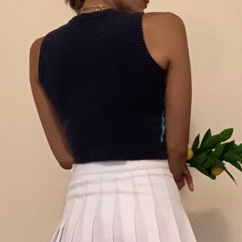 HEYounGIRL V Neck Vintage Argyle Sweater Vest Women Y2K Black Sleeveless Plaid Knitted Crop Sweaters Casual Autumn Preppy Style 210819