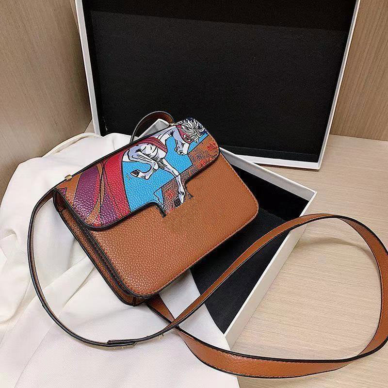 mini messenger bag constance shoulder bags printing H designer fashion cowhide flap leather wallet evening, I need see other product
mini messenger bag constance shoulder bags printing H designer fashion cowhide flap leather wallet evening, I need see other product