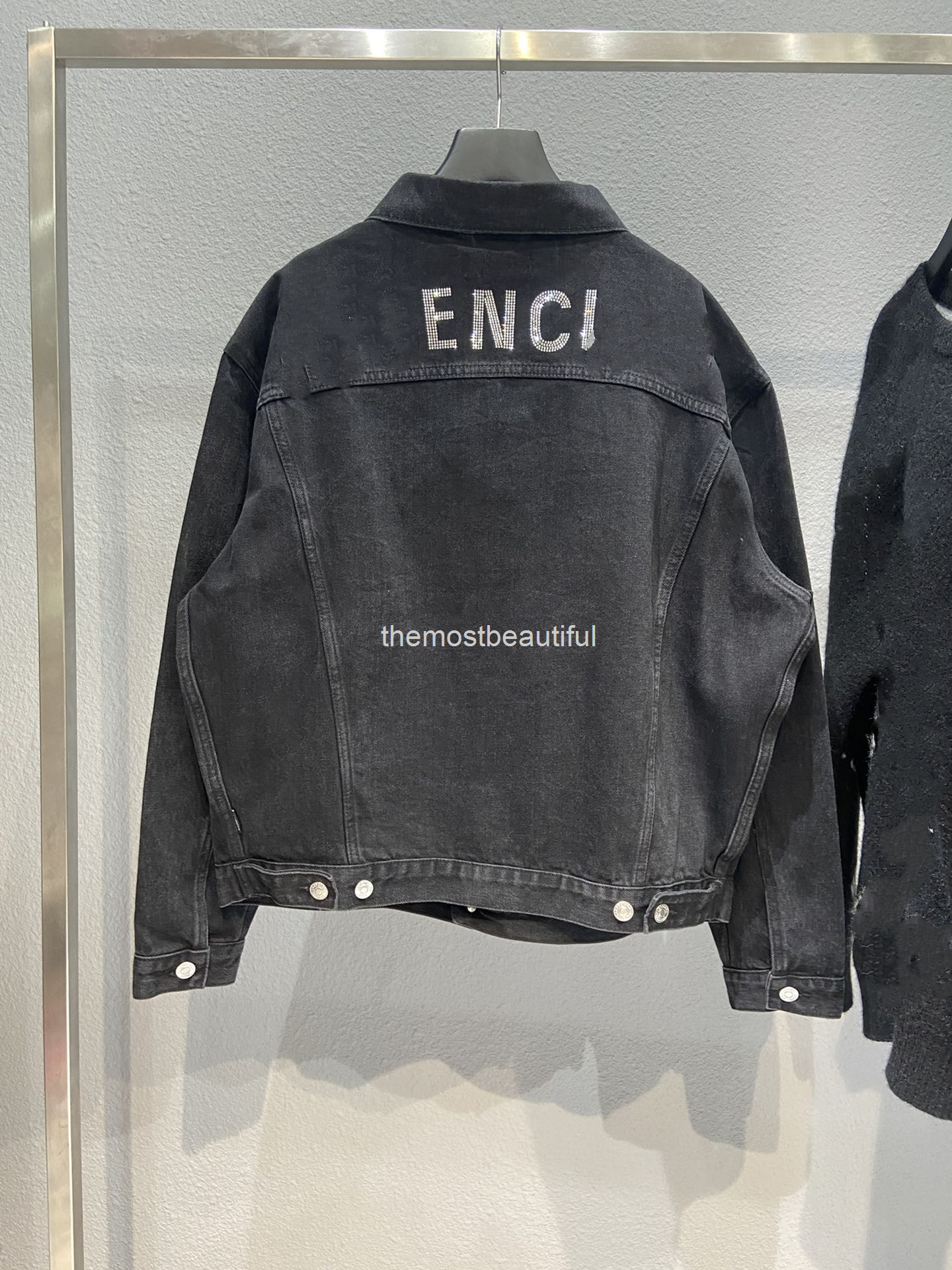 Women's Jackets Autumn and winter high version b home back English drill heavy industry washing br loose men's women's denim jacket, 2# packing bag
Women's Jackets Autumn and winter high version b home back English drill heavy industry washing br loose men's women's denim jacket, 2# packing bag