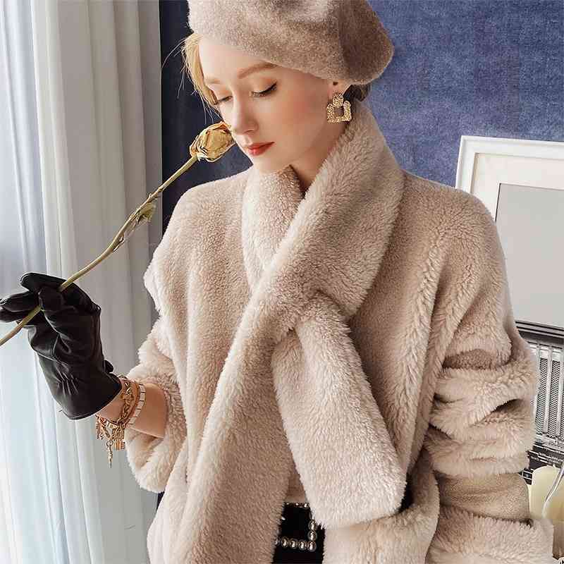 Dabuwawa Ladies Sheep Fur Coat Soft and Stylish Sweet Scarf Collar Thick Warm Solid Jacket Coat Women Autumn Winter DT1DFR032 210520