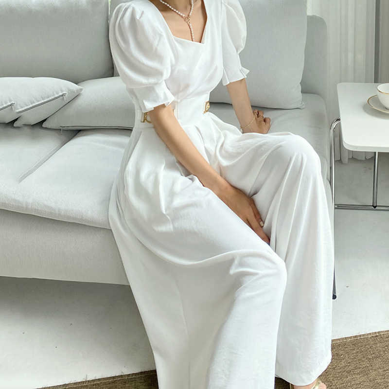 Korejpaa Women Jumpsuits Korea chic French temperament square collar pleated metal ring buckle bubble sleeve jumpsuit 210526