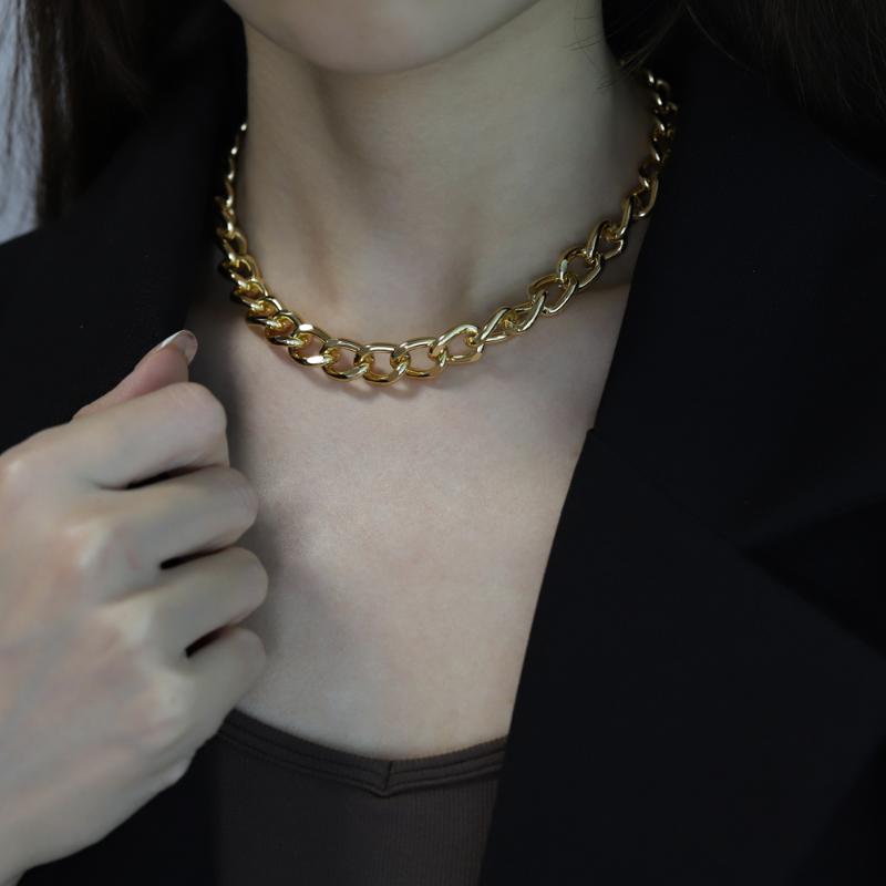 Chokers Punk Hip Hop Curb Rock Women's Neck Chain Choker Necklace Men Simple Minimalist Chunky Collar Women Costume Jewelry
Chokers Punk Hip Hop Curb Rock Women's Neck Chain Choker Necklace Men Simple Minimalist Chunky Collar Women Costume Jewelry