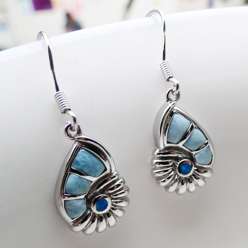 Real Natural Larimar Earring Fine Jewelry Dangle Earring 100% 925 Sterling Silver Jewelry Conch Drop Earrings for Women Earring 210524
Real Natural Larimar Earring Fine Jewelry Dangle Earring 100% 925 Sterling Silver Jewelry Conch Drop Earrings for Women Earring 210524
