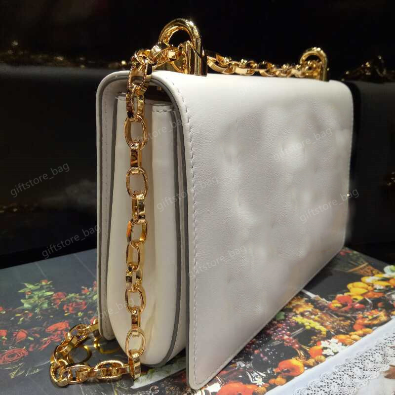 2021 luxury designer brand messenger shoulder chain hand bag ladies classic fashion high quality, Other options
2021 luxury designer brand messenger shoulder chain hand bag ladies classic fashion high quality, Other options