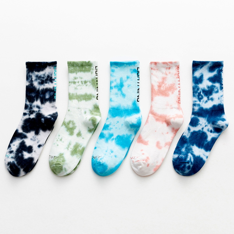 New Tie-dye Letter Lghtning Men and Women Socks Cotton Harajuku Fashion Colorful Vortex Funny HipHop Skateboard Soft Long Socks
New Tie-dye Letter Lghtning Men and Women Socks Cotton Harajuku Fashion Colorful Vortex Funny HipHop Skateboard Soft Long Socks