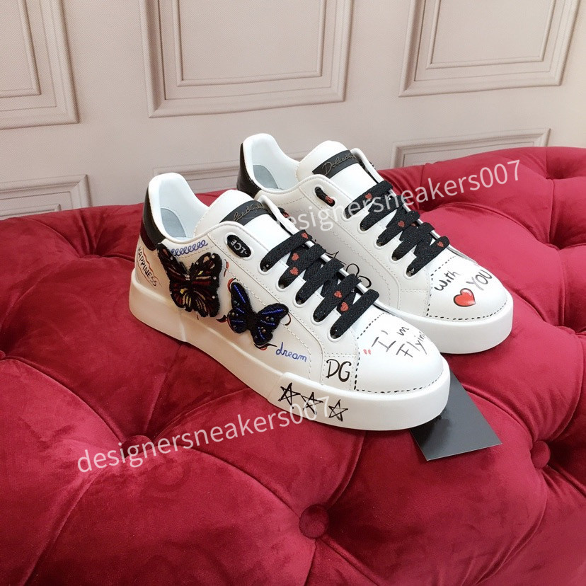 2021 Top Quality boots Mens Womens Leather Casual Shoes Comfort Pretty Trainers Daily Lifestyle Skateboarding Black Suede 34-45, 07
2021 Top Quality boots Mens Womens Leather Casual Shoes Comfort Pretty Trainers Daily Lifestyle Skateboarding Black Suede 34-45, 07
