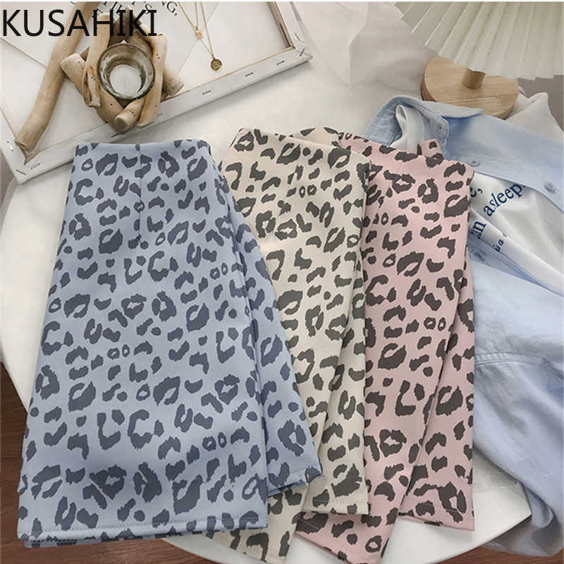 KUSAHIKI Spring Autumn Korean Leopard Women Skirt High Waist A-line Mini Skirts Causal Fashion Faldas Mujer Moda 6E527 210602, Apricot
KUSAHIKI Spring Autumn Korean Leopard Women Skirt High Waist A-line Mini Skirts Causal Fashion Faldas Mujer Moda 6E527 210602, Apricot