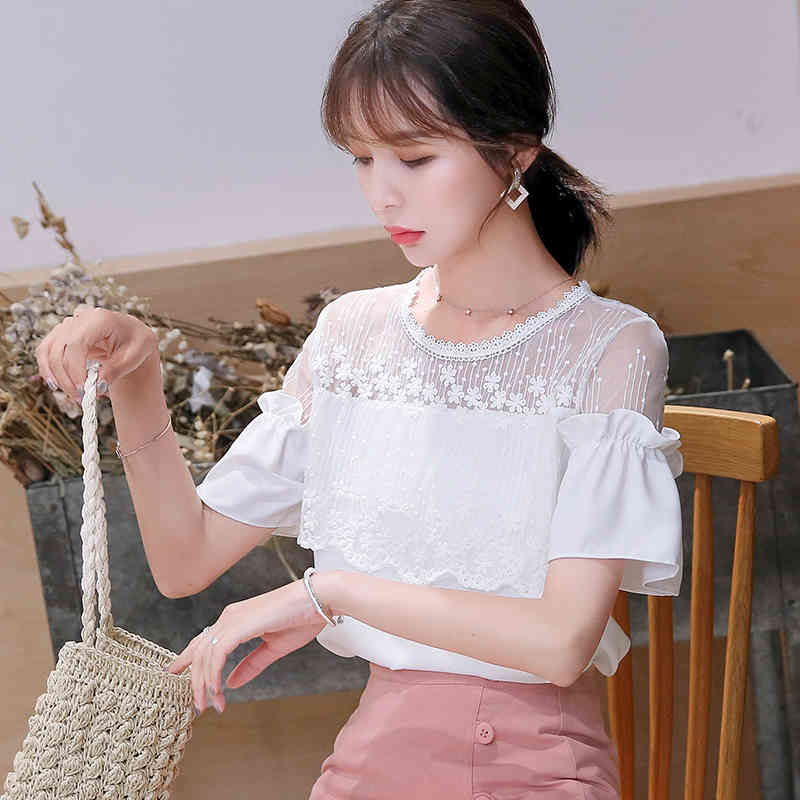Korean Style Fashion Summer Women Blouses Floral Women's O-Neck Spliced Lace Shirts Ladies Tops Sweet Shirt 8611 50 210510
