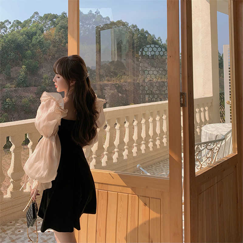 Women's Elegant Velour Ruffle Lace-Up Puff Sleeve Patchwork Dress For Spring