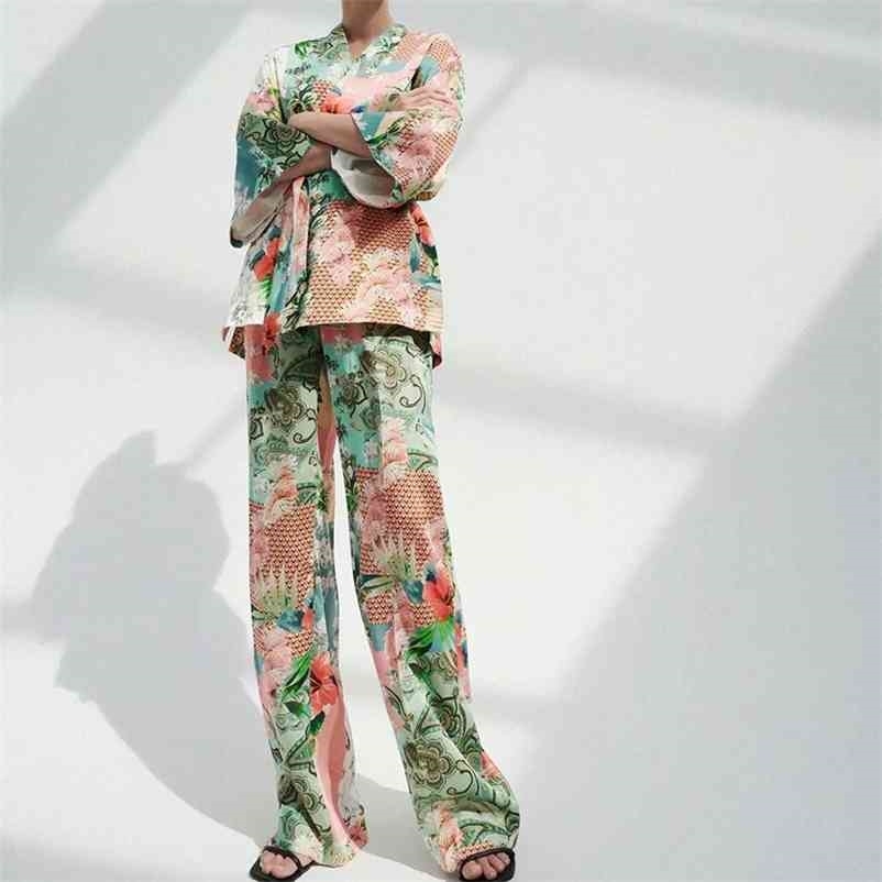 2 piece Pants Suit Spring fashion Sets printed v-neck tie jacket and elastic waist loose straight-leg pants 210524
2 piece Pants Suit Spring fashion Sets printed v-neck tie jacket and elastic waist loose straight-leg pants 210524
