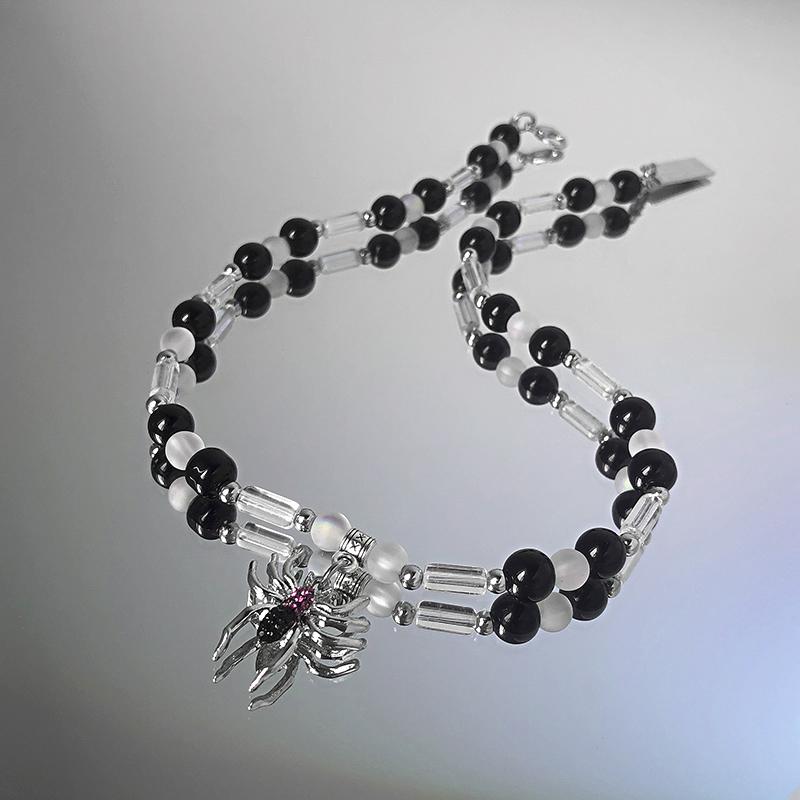Pendant Necklaces Chinese Style Spider For Women Fashion Splice String Beaded Clavicle Chain Personality Cool Girl Jewelry Gift
Pendant Necklaces Chinese Style Spider For Women Fashion Splice String Beaded Clavicle Chain Personality Cool Girl Jewelry Gift