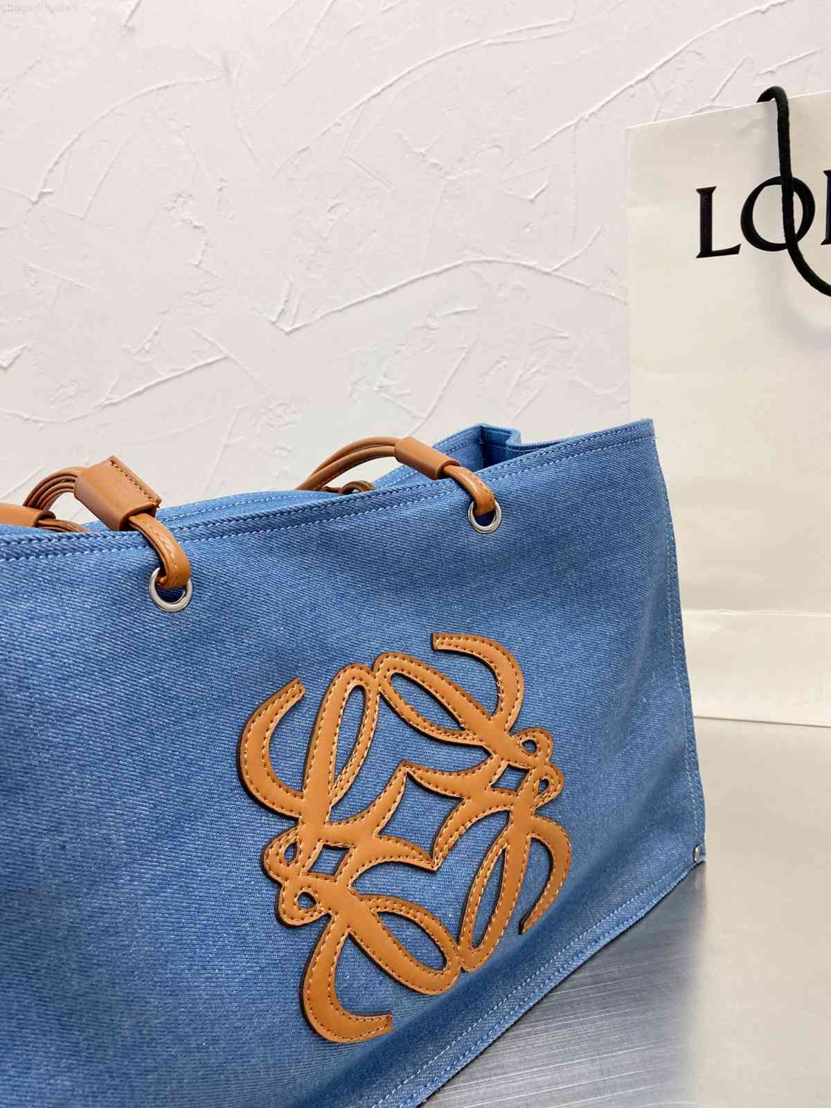 Women Luxurys Designers Bags 2021 TB organ chain strip small square litc Crossbody Bag totes designer handbag Purse Wallet Handbags tote B5CN
Women Luxurys Designers Bags 2021 TB organ chain strip small square litc Crossbody Bag totes designer handbag Purse Wallet Handbags tote B5CN