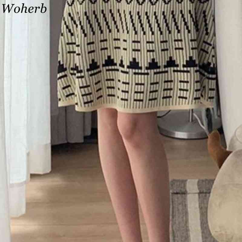 Vintage Jacquard Knitted Vestidos Crew Neck Short Sleeve Sexy Bodycon Korean Summer Dresses Mini Stretch Woman Dress 210519
