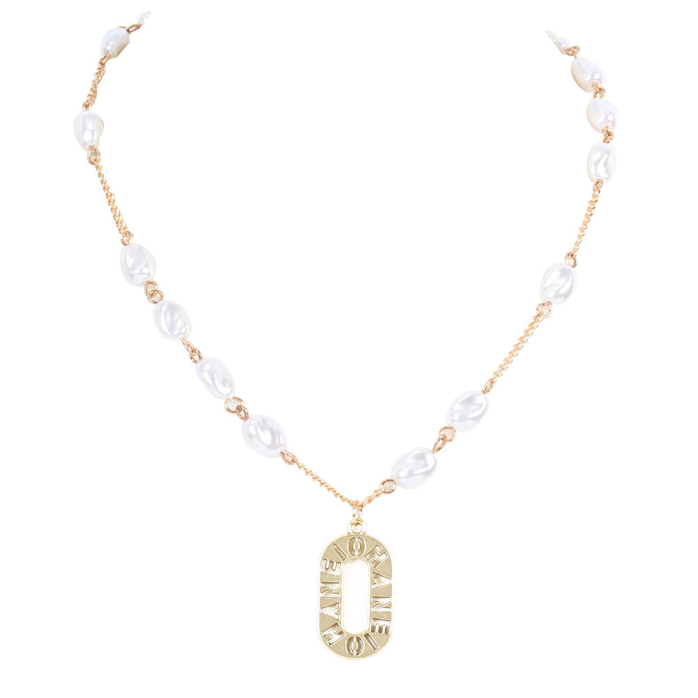 Fashion Pearl Letter Pendant Necklaces temperament Personality Designer Retro Mix and Match Handmade Clavicle Chain Gold Alloy Multilayer Neck Party Jewelry Gift
Fashion Pearl Letter Pendant Necklaces temperament Personality Designer Retro Mix and Match Handmade Clavicle Chain Gold Alloy Multilayer Neck Party Jewelry Gift