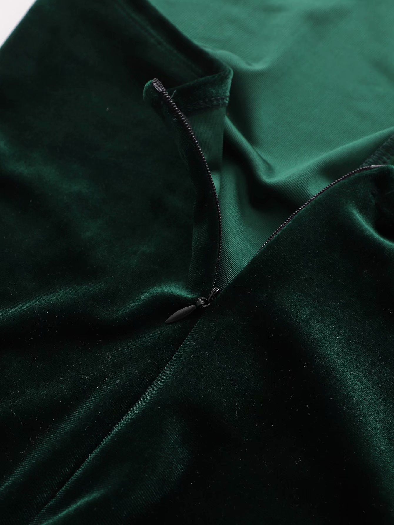 Elegant Women Green Velvet Halter Dress Fashion Ladies Slim Slit Side Dresses Sexy Female Chic Backless Vestidos 210430